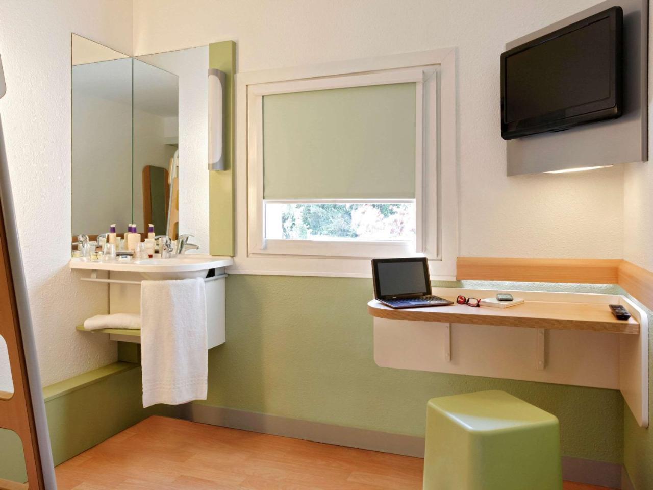 Ibis Budget Aix En Provence Est Le Canet Meyreuil Zewnętrze zdjęcie